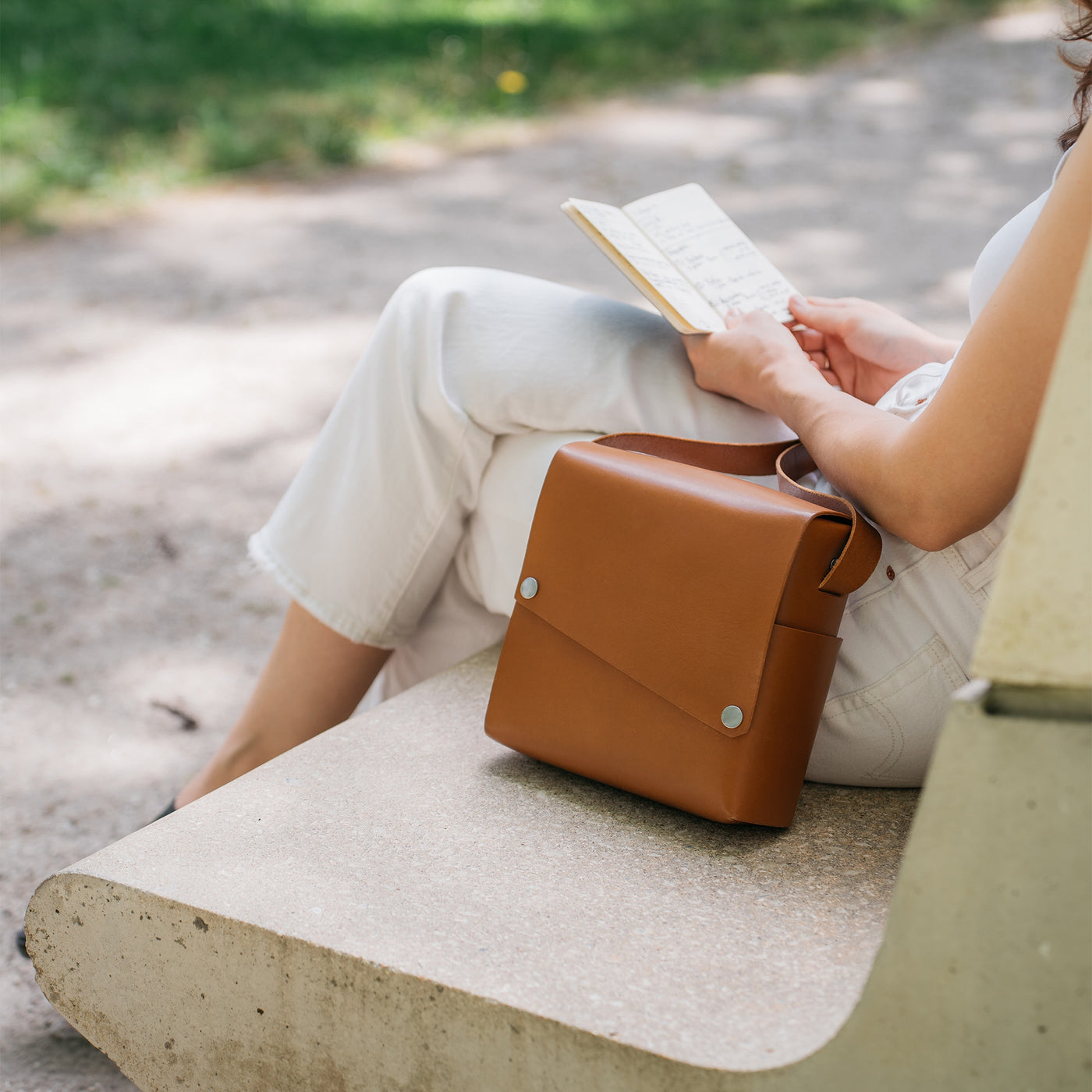 M BAG - Caramel Premium